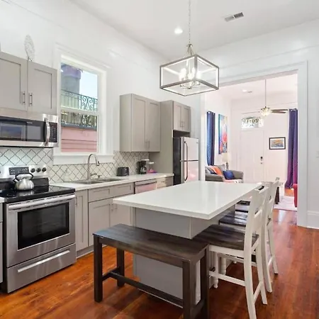 Classic And Charming 3Br Home In Treme